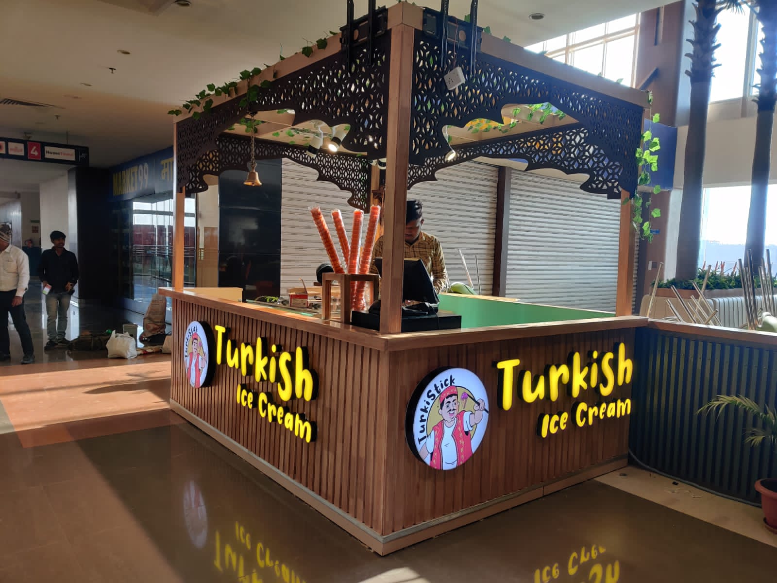 Turkish Sahara Mall lucknow